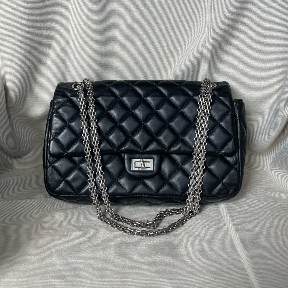 CHANEL Black Quilted Lambskin Double-flap 2.55 reissue color changed at Chanel
